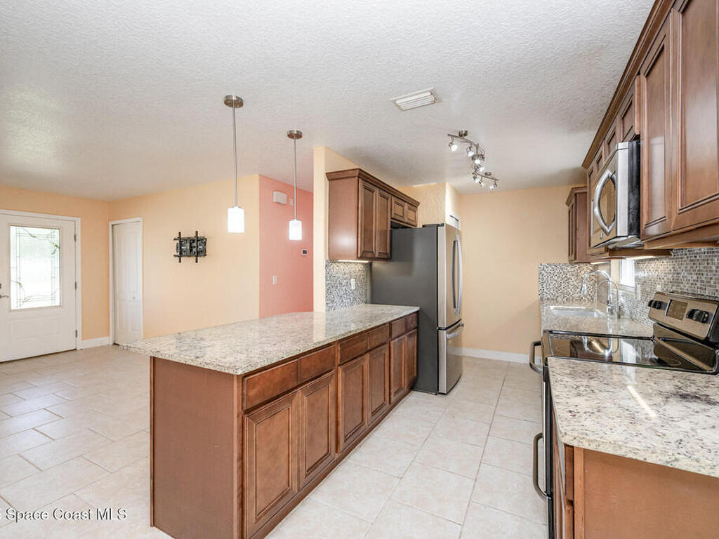 4185 Milwaukee Avenue, Melbourne, FL 32904