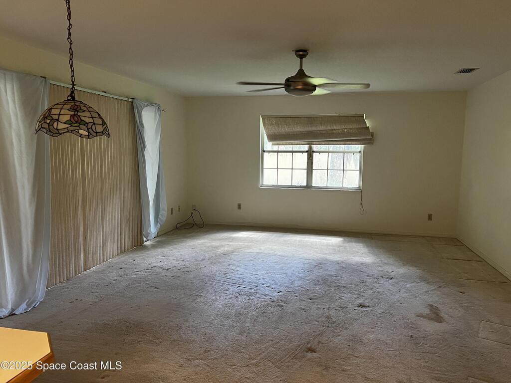 1805 Whispering Oaks Circle, Melbourne, FL 32934