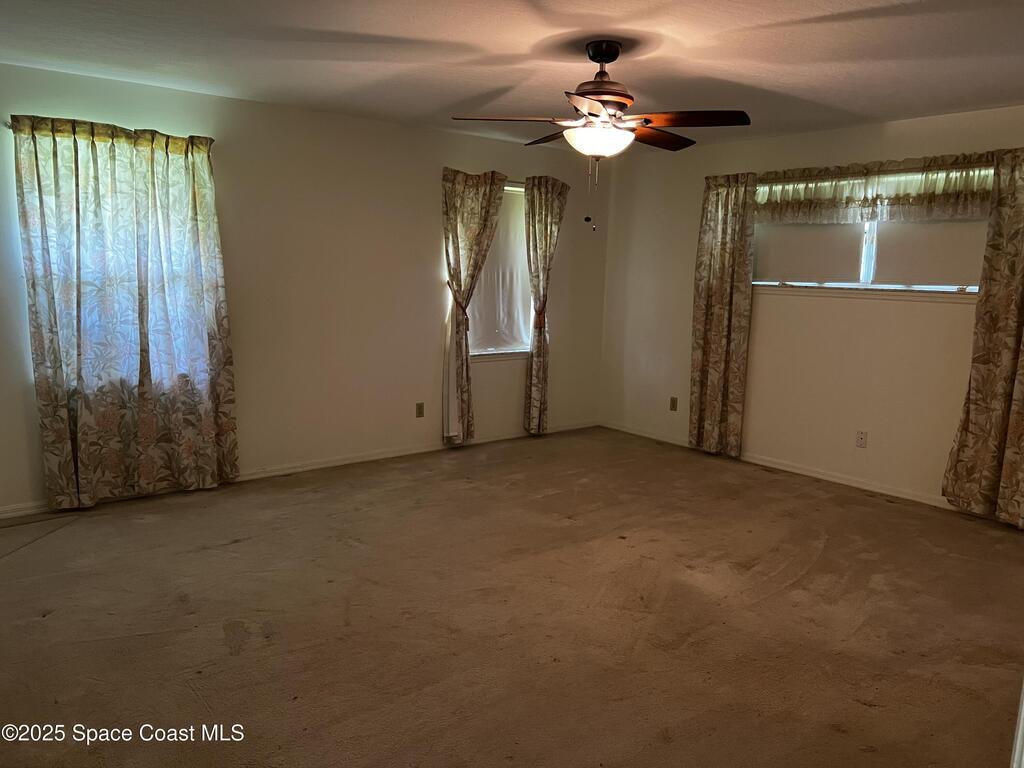 1805 Whispering Oaks Circle, Melbourne, FL 32934