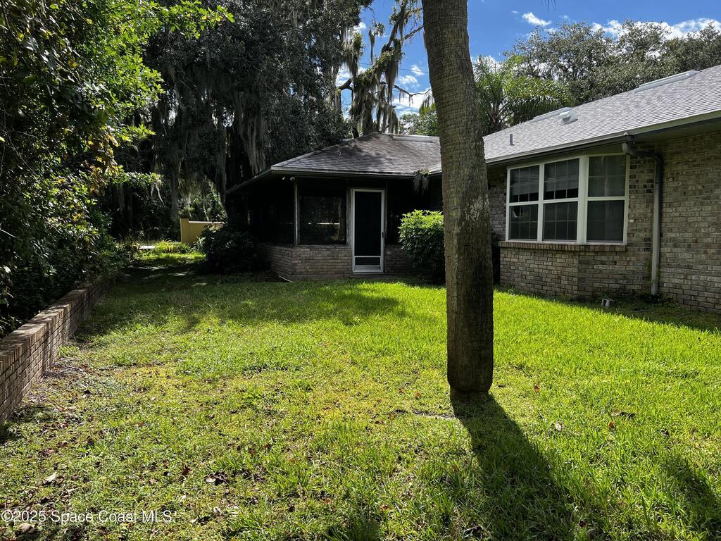 1805 Whispering Oaks Circle, Melbourne, FL 32934