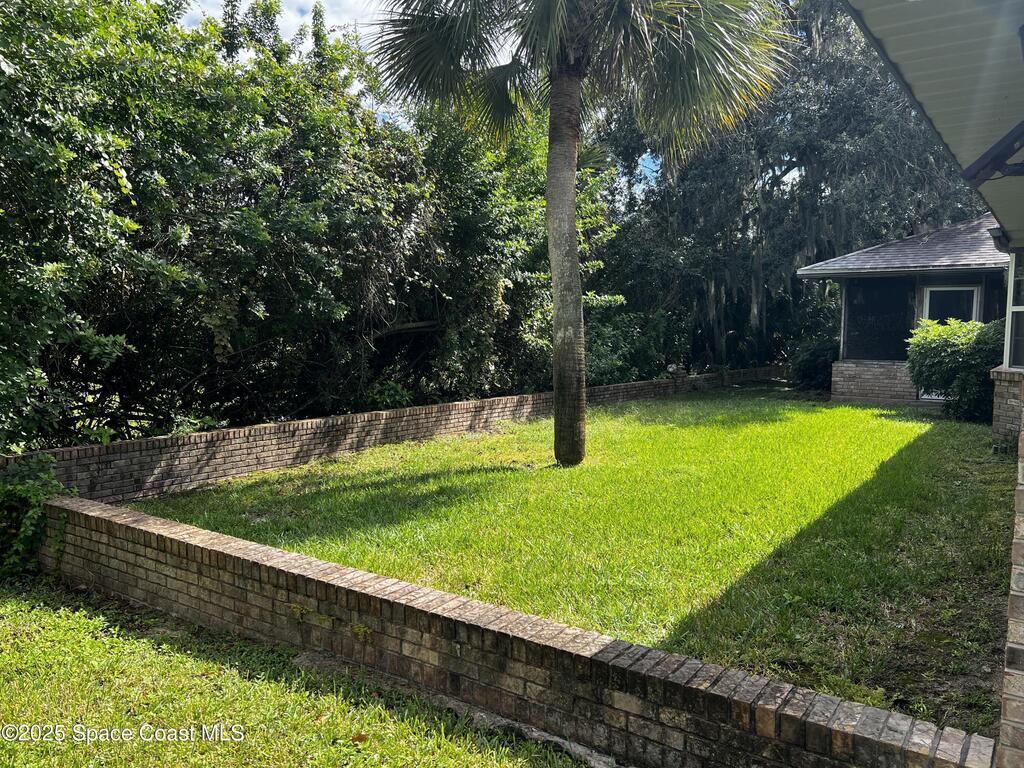 1805 Whispering Oaks Circle, Melbourne, FL 32934