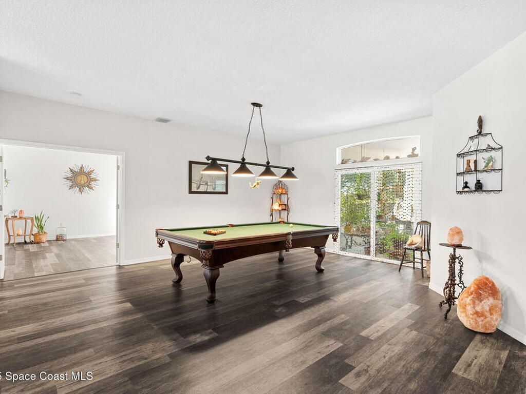 1564 S Tropical Trail, Merritt Island, FL 32952