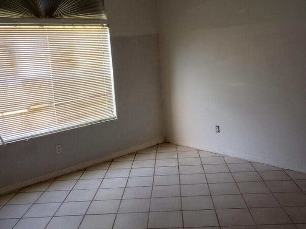 1868 Zaminder Street, Palm Bay, FL 32907