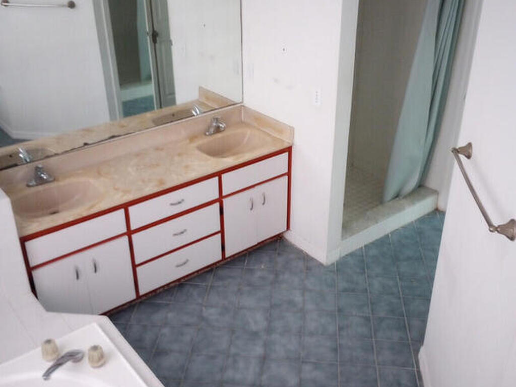 1868 Zaminder Street, Palm Bay, FL 32907