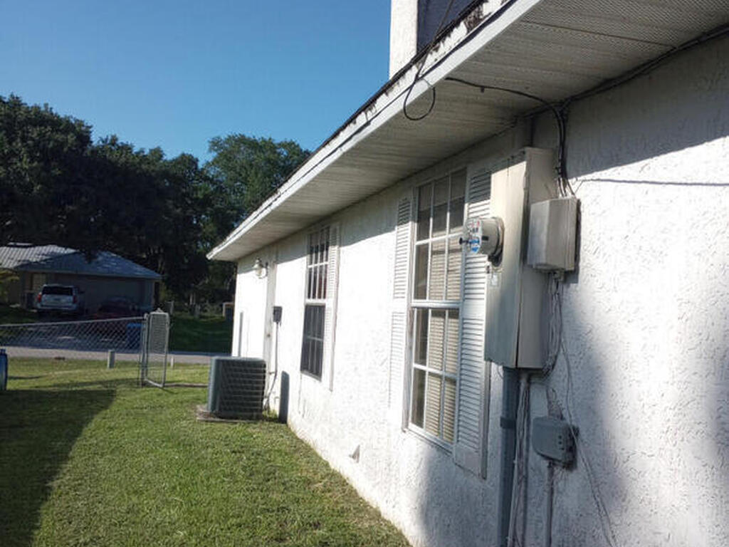 1868 Zaminder Street, Palm Bay, FL 32907