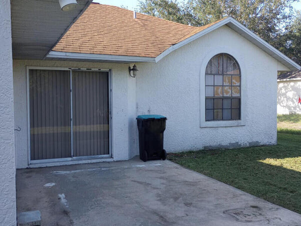 1868 Zaminder Street, Palm Bay, FL 32907