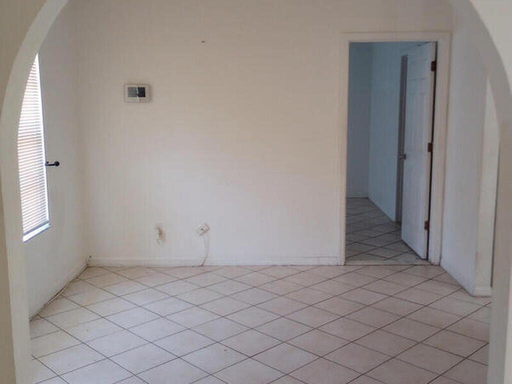 1868 Zaminder Street, Palm Bay, FL 32907