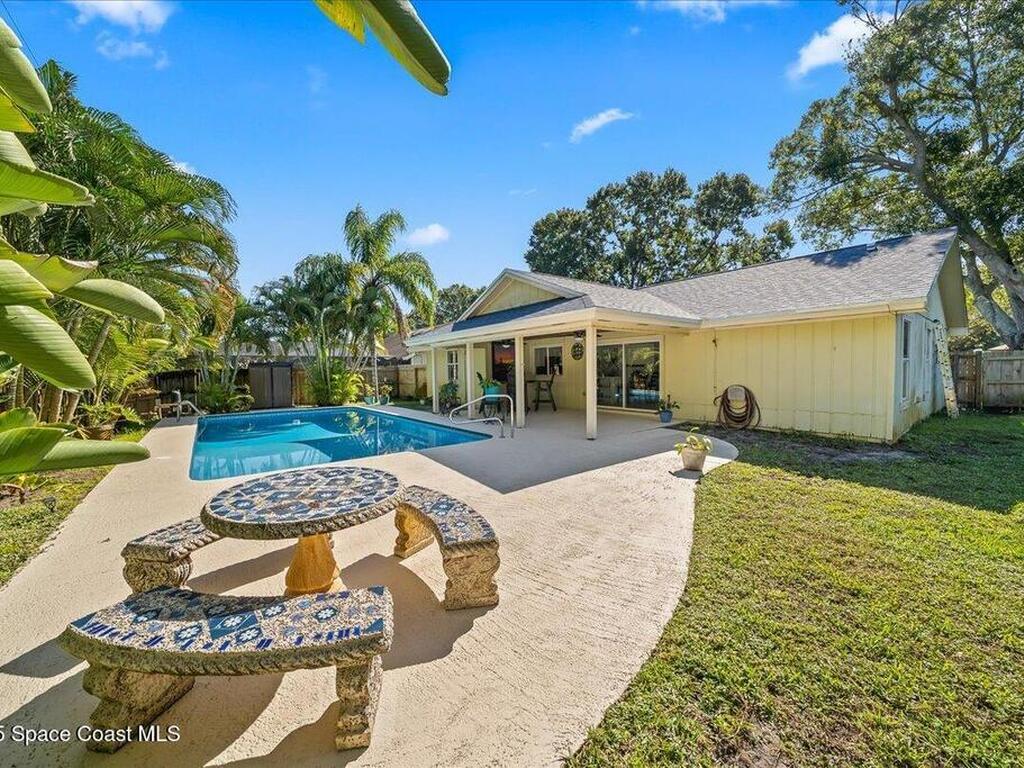 500 10th Street, Vero Beach, FL 32962