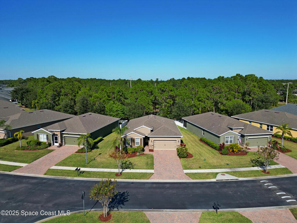 725 Remington Green Drive, Palm Bay, FL 32909