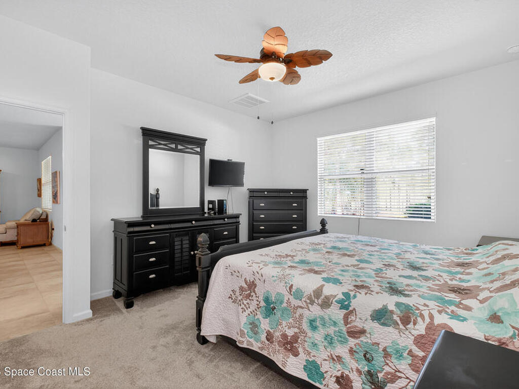 725 Remington Green Drive, Palm Bay, FL 32909