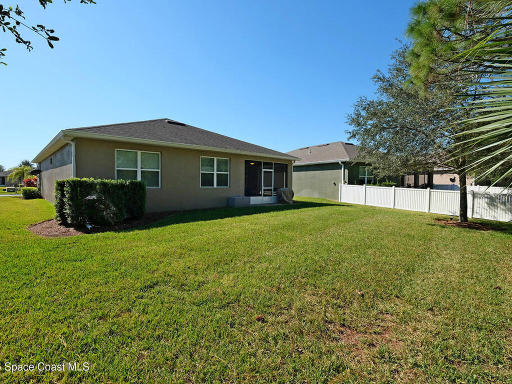725 Remington Green Drive, Palm Bay, FL 32909