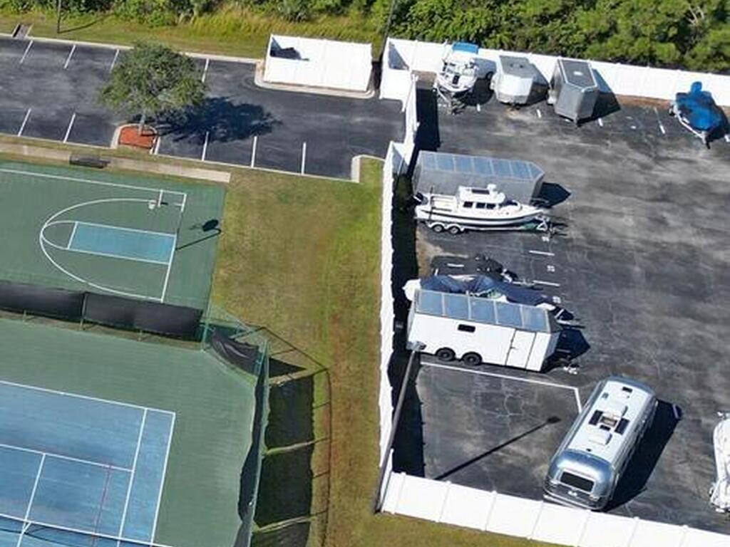 725 Remington Green Drive, Palm Bay, FL 32909