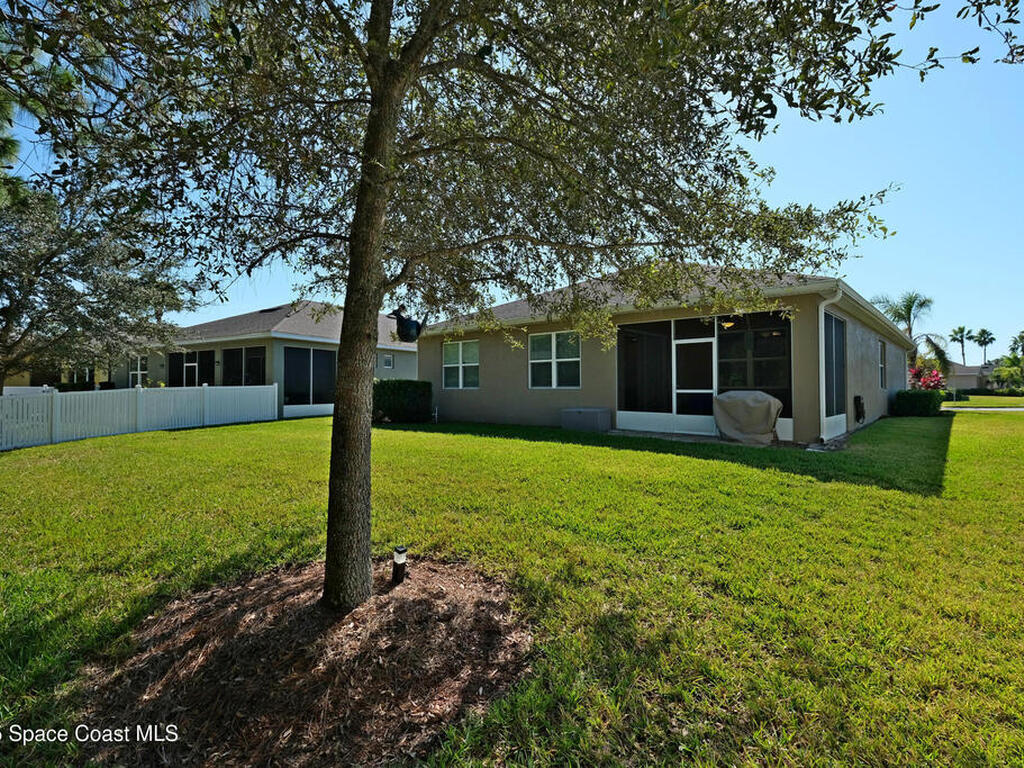 725 Remington Green Drive, Palm Bay, FL 32909