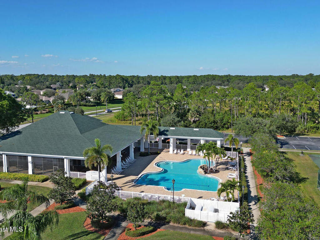 725 Remington Green Drive, Palm Bay, FL 32909