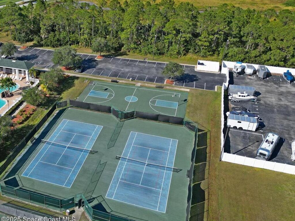 725 Remington Green Drive, Palm Bay, FL 32909