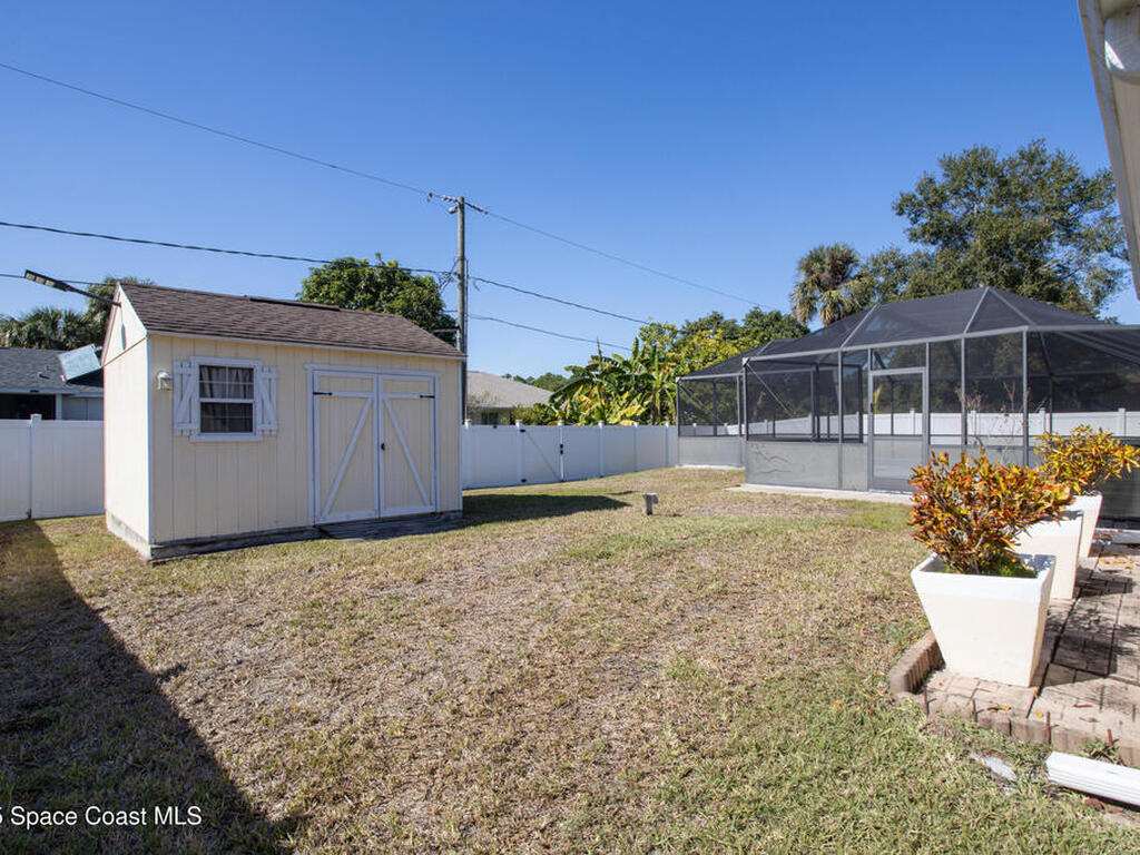 861 Seven Gables Circle, Palm Bay, FL 32909