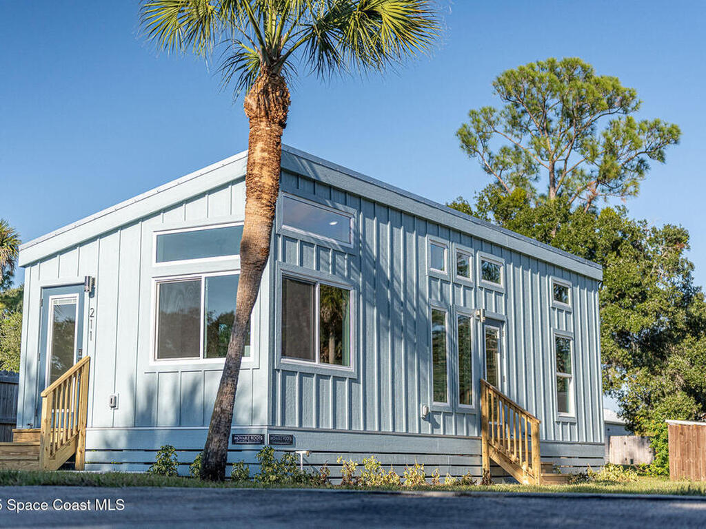 211 Teal Drive, Cocoa, FL 32926