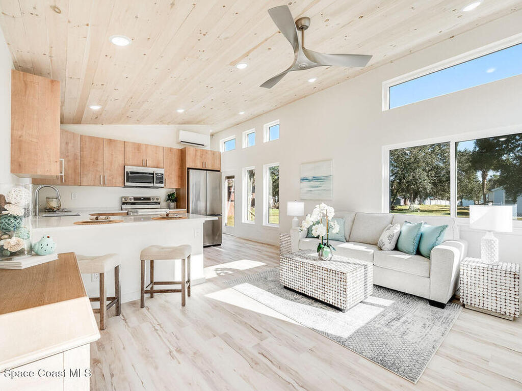 211 Teal Drive, Cocoa, FL 32926