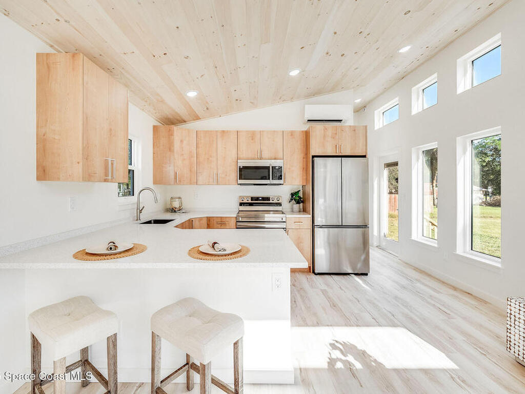 211 Teal Drive, Cocoa, FL 32926