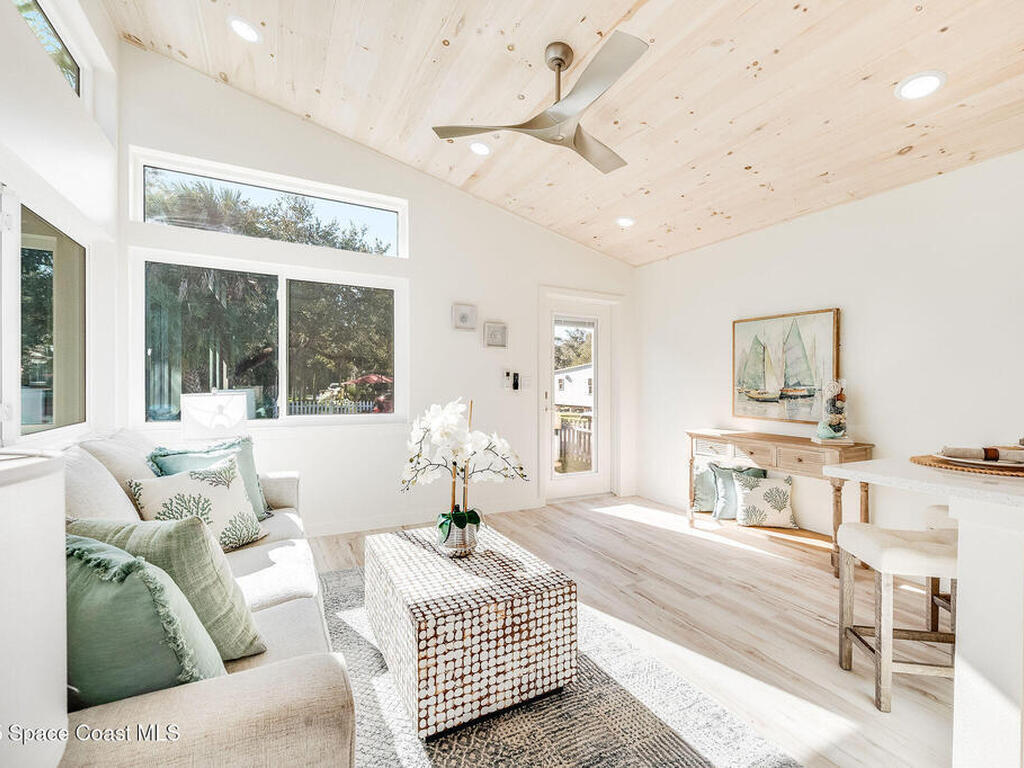 211 Teal Drive, Cocoa, FL 32926