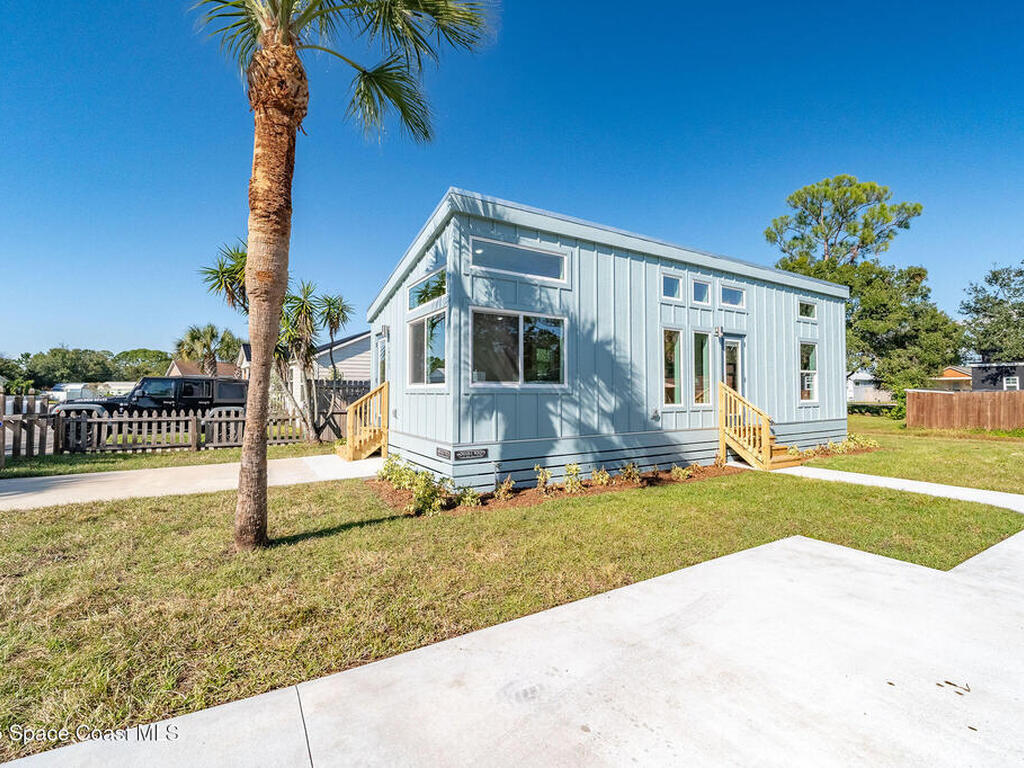 211 Teal Drive, Cocoa, FL 32926