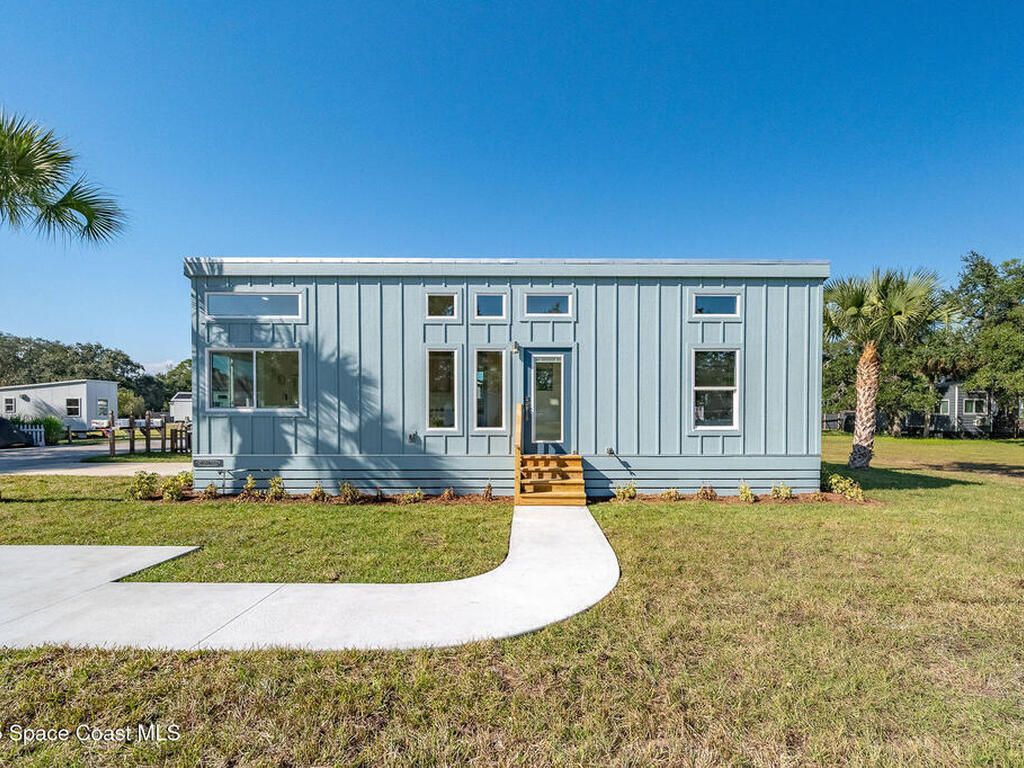 211 Teal Drive, Cocoa, FL 32926