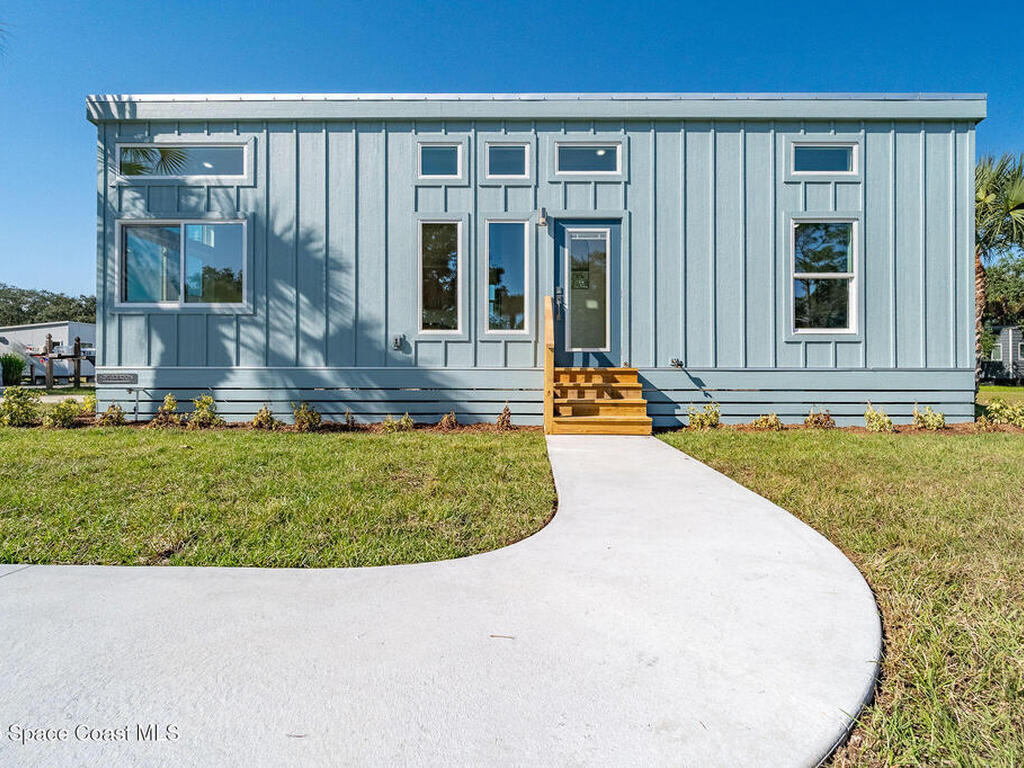 211 Teal Drive, Cocoa, FL 32926