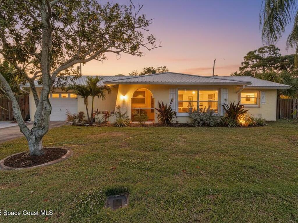 1820 Via Roma, Merritt Island, FL 32952