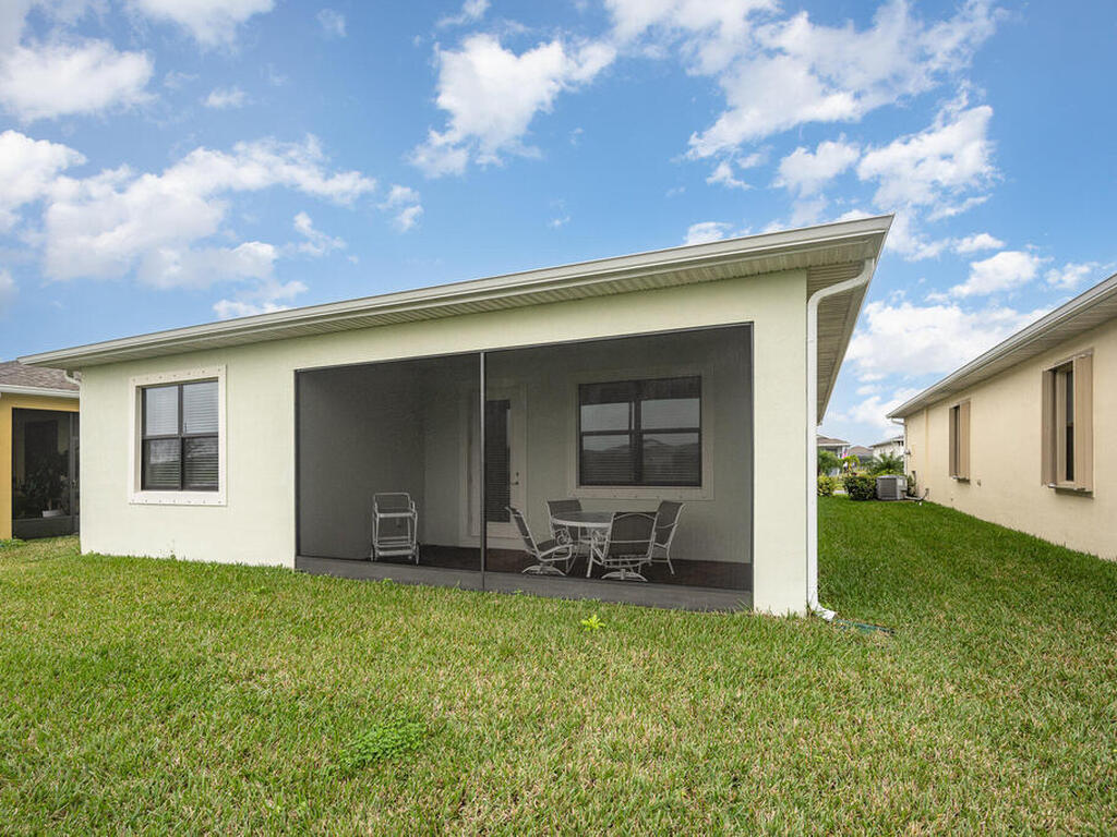 1473 Great Belt Circle, Melbourne, FL 32940