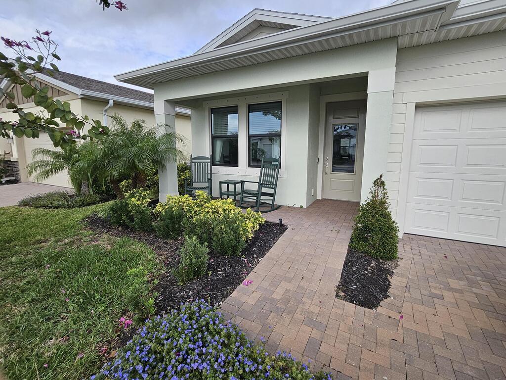1473 Great Belt Circle, Melbourne, FL 32940