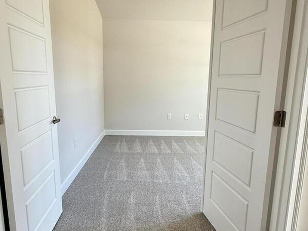 302 Quarry Lane, Sebastian, FL 32958