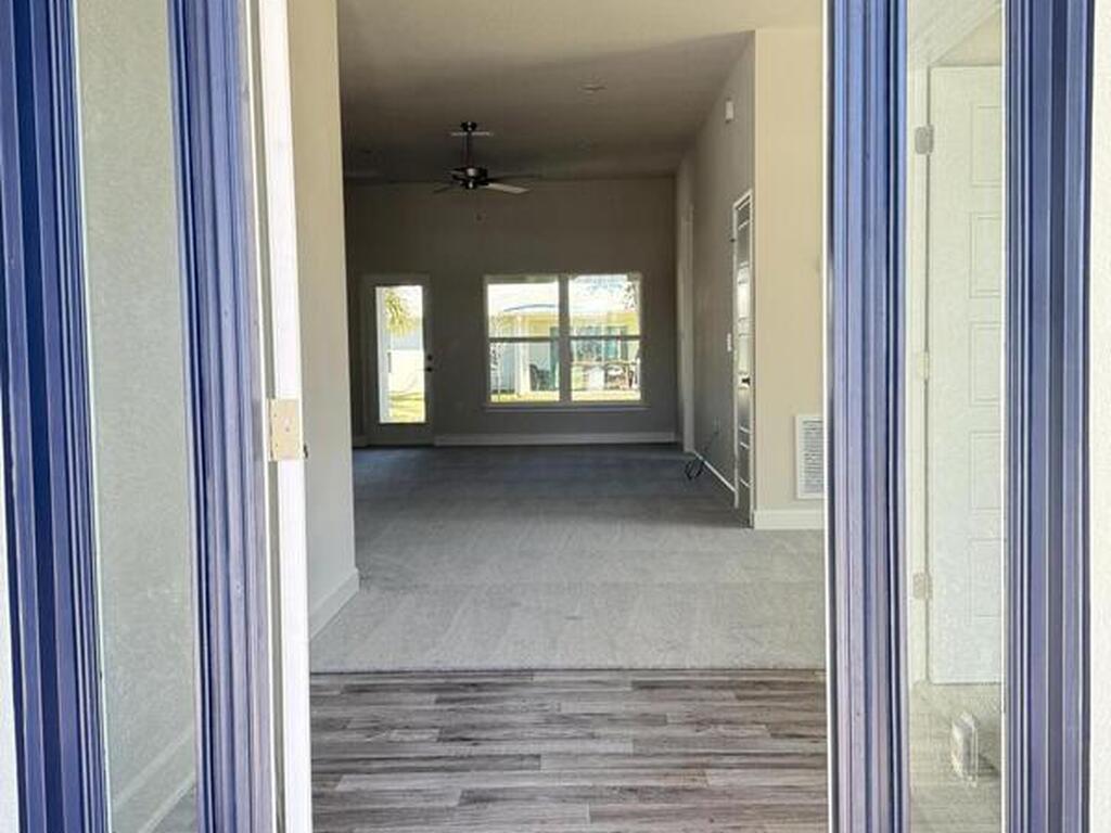 302 Quarry Lane, Sebastian, FL 32958