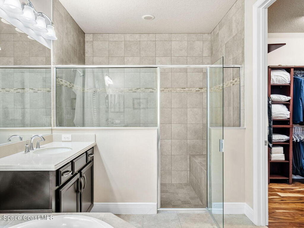 8522 Strom Park Drive, Melbourne, FL 32940