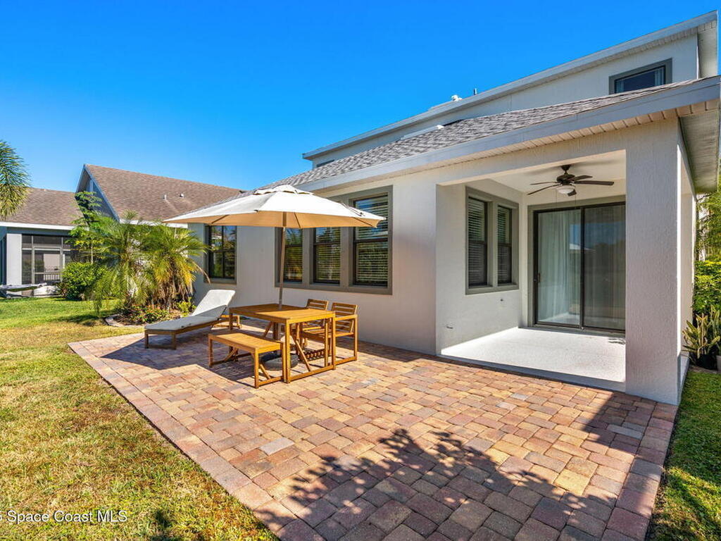 8522 Strom Park Drive, Melbourne, FL 32940