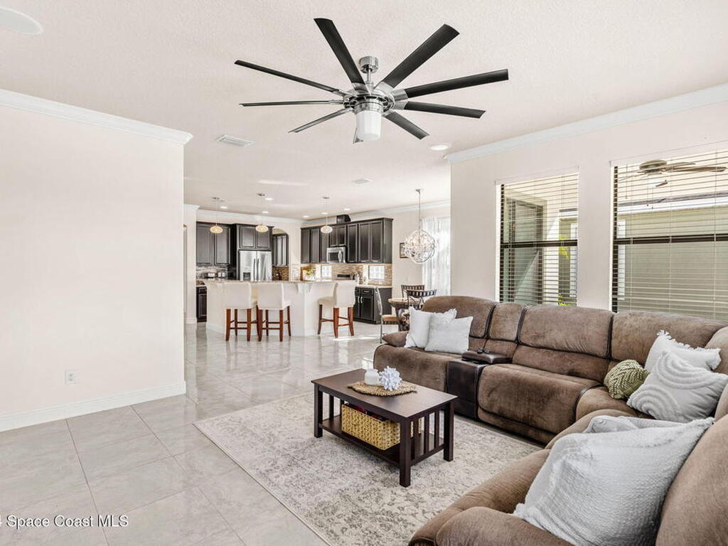 8522 Strom Park Drive, Melbourne, FL 32940