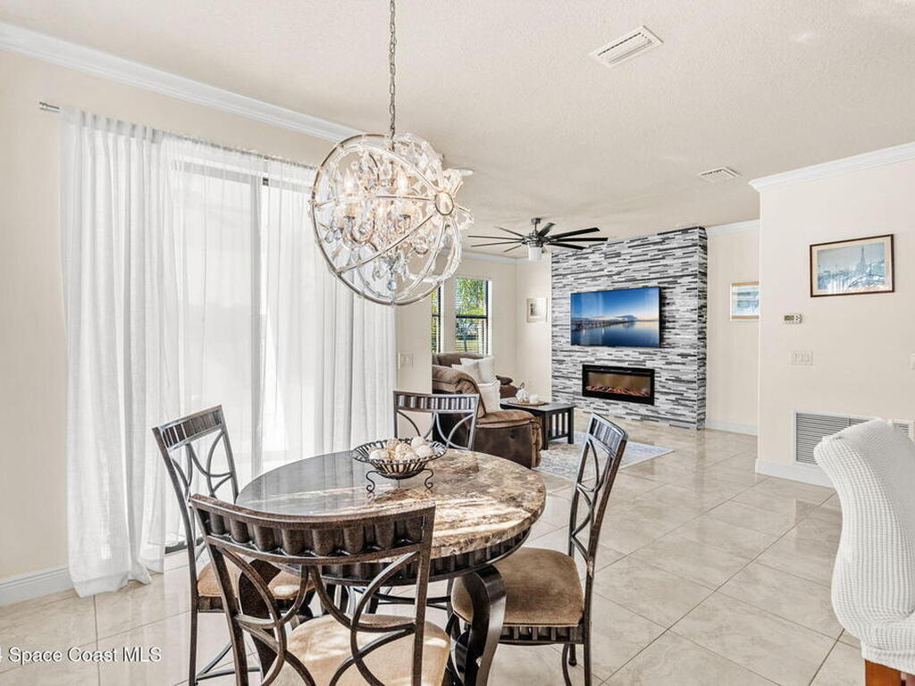 8522 Strom Park Drive, Melbourne, FL 32940