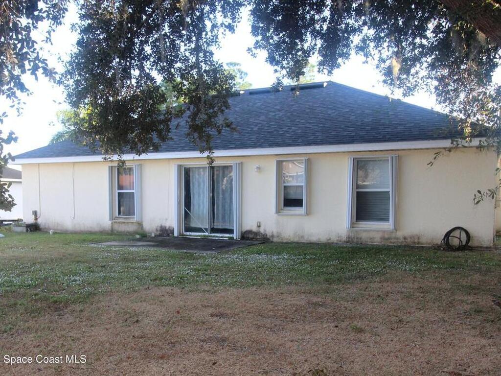 1021 Sablon Street, Palm Bay, FL 32909