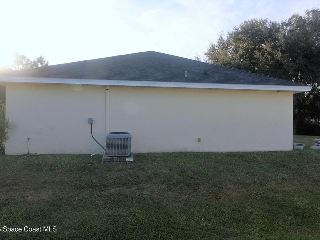1021 Sablon Street, Palm Bay, FL 32909