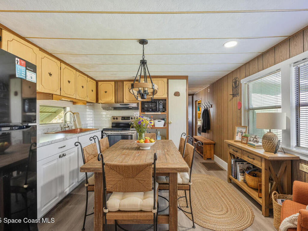 4895 Orange Street, Mims, FL 32754