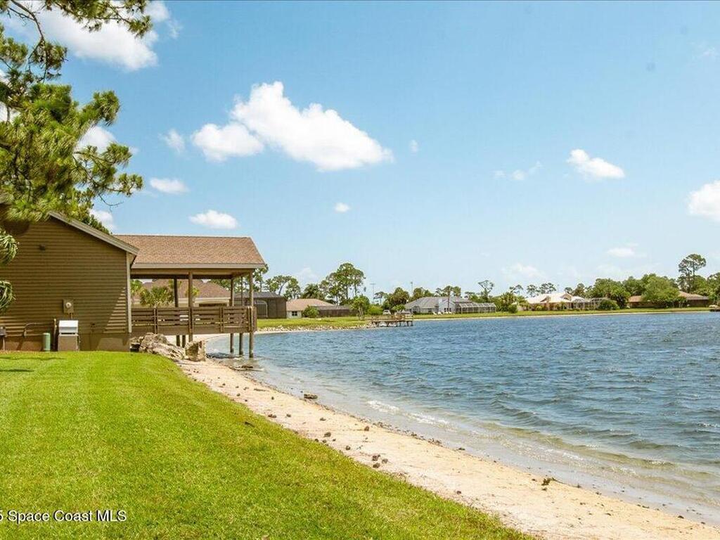 3639 Meadowlark Way, Melbourne, FL 32904