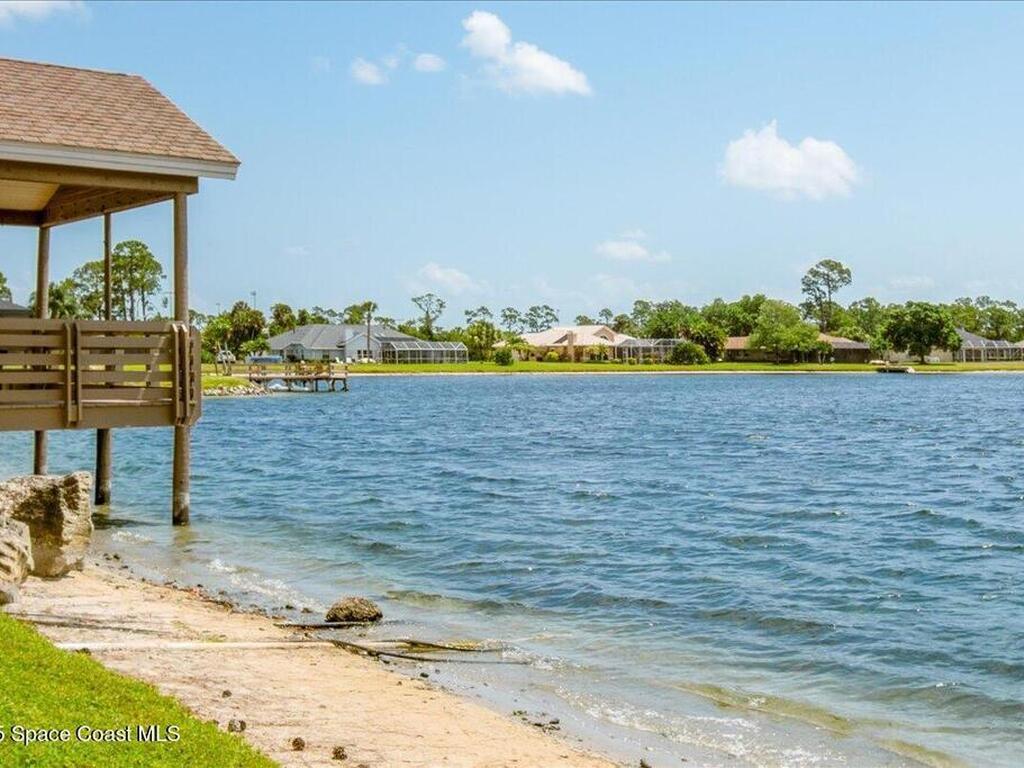 3639 Meadowlark Way, Melbourne, FL 32904