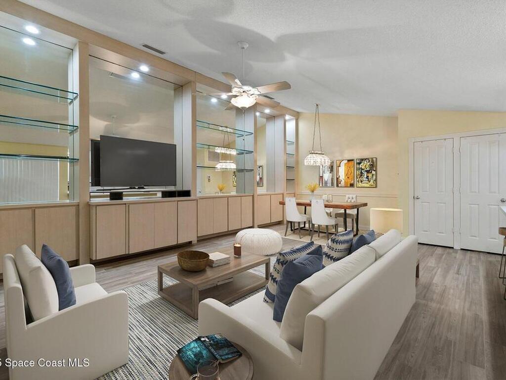 1217 NW Sun Terrace Circle, Port St. Lucie, FL 34986