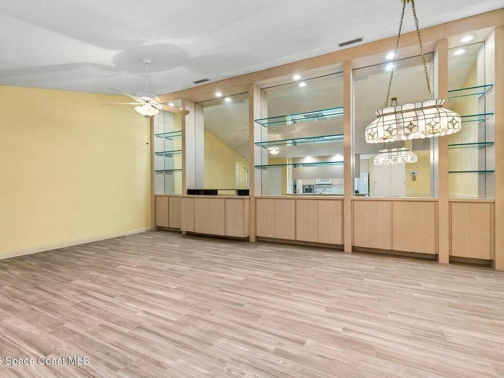 1217 NW Sun Terrace Circle, Port St. Lucie, FL 34986