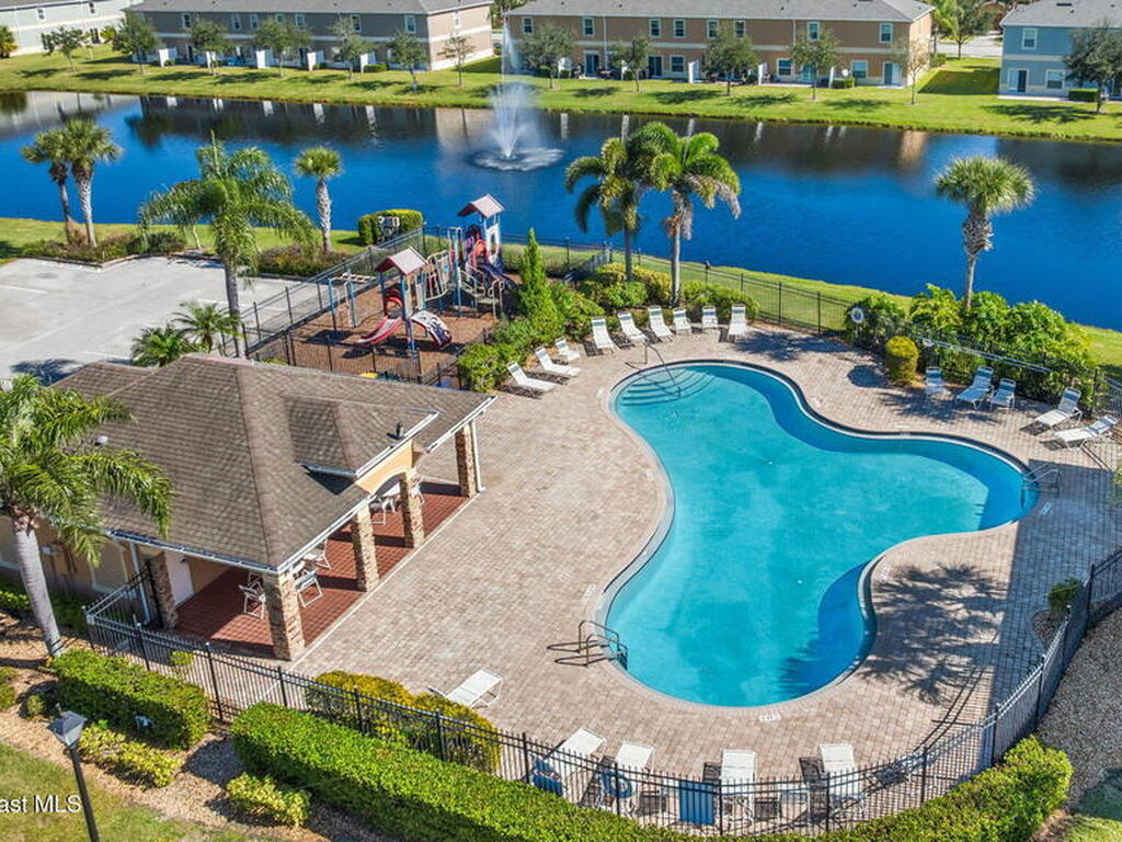 2690 Revolution Street, Melbourne, FL 32935