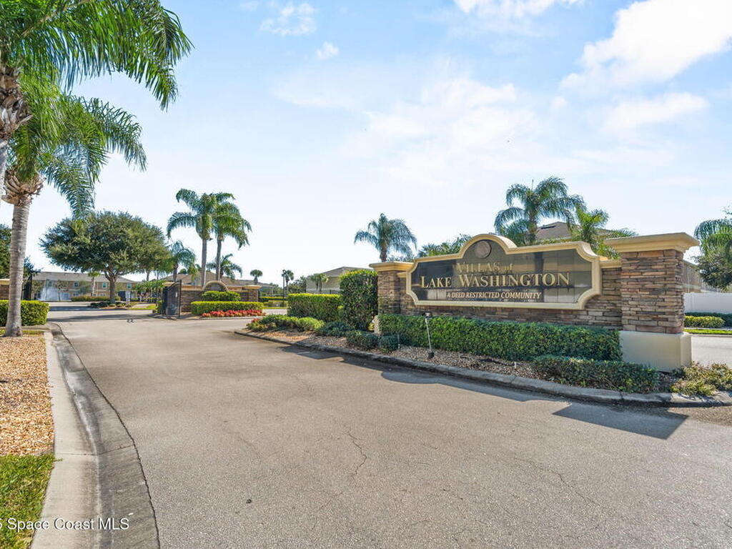 2690 Revolution Street, Melbourne, FL 32935