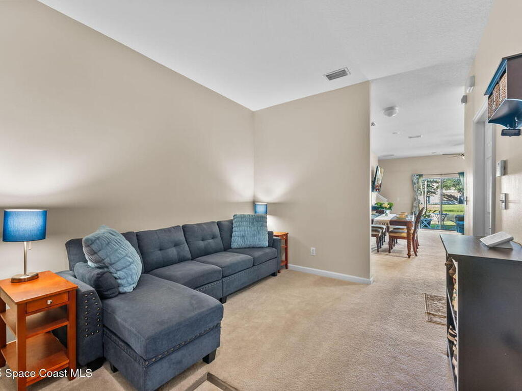 2690 Revolution Street, Melbourne, FL 32935