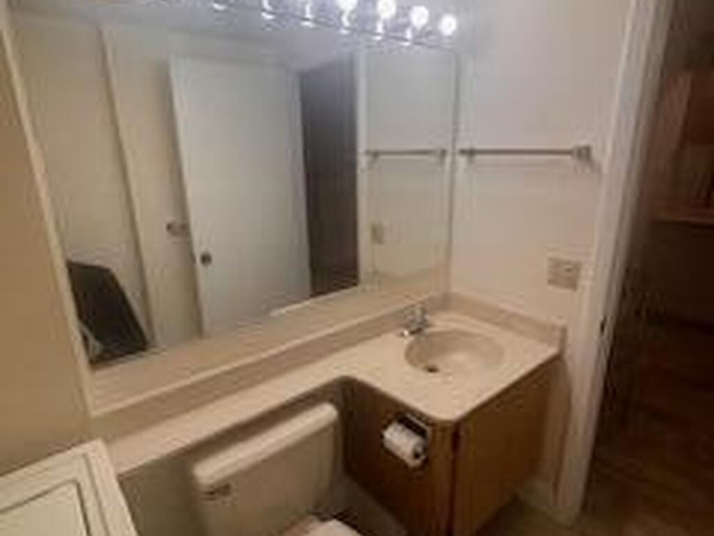 7002 70th Way, West Palm Beach, FL 33407