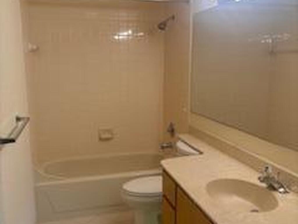 7002 70th Way, West Palm Beach, FL 33407