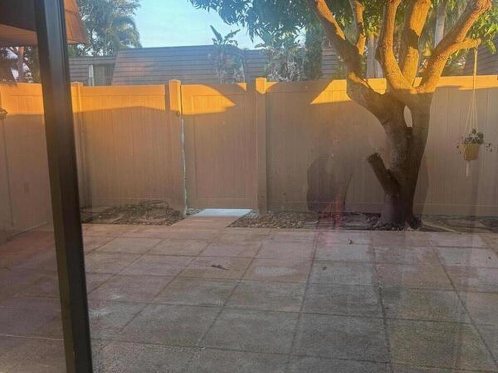 7002 70th Way, West Palm Beach, FL 33407