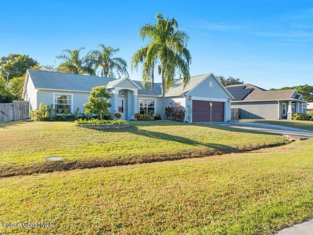 1260 Monument Avenue, Palm Bay, FL 32909